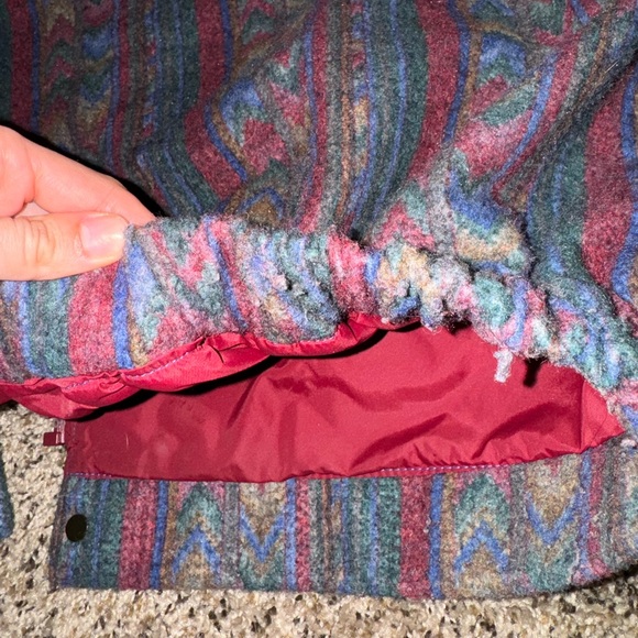 Vintage Walls Insulated Jacket - Picture 8 of 9